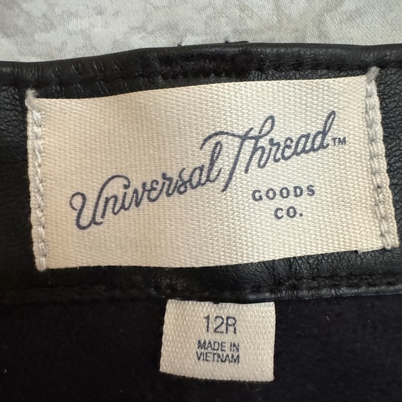 Target universal thread faux leather pant /jeans - Picture 4 of 7